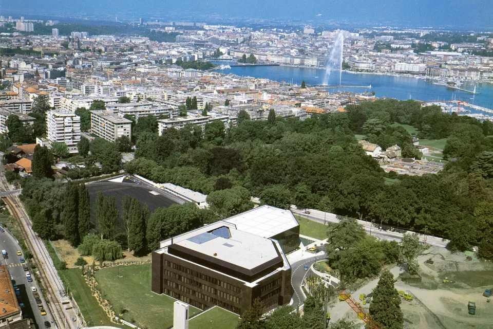 Situation Caterpillar Genève